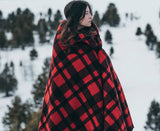 Filson Mackinaw Blanket in Red and Black